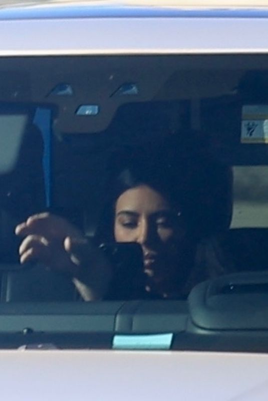 KIM KARDASHIAN Arrives at Courthouse in Los Angeles 04/22/2022