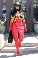 KIM KARDASHIAN at Il Fornaio Italian Restaurant in Woodland Hills 04/13/2022