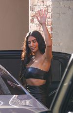 KIM KARDASHIAN Leaves Jimmy Kimmel Live in Hollywood 04/06/2022