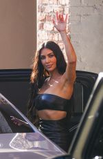 KIM KARDASHIAN Leaves Jimmy Kimmel Live in Hollywood 04/06/2022