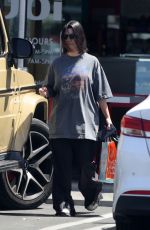 KOURTNEY KARDASHIAN and Travis Barker Out for Green Smoothies in Los Angeles 04/15/2022