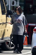 KOURTNEY KARDASHIAN and Travis Barker Out for Green Smoothies in Los Angeles 04/15/2022