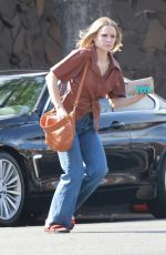 KRISTEN BELL Out Shopping for Grocery in Los Feliz 04/20/2022
