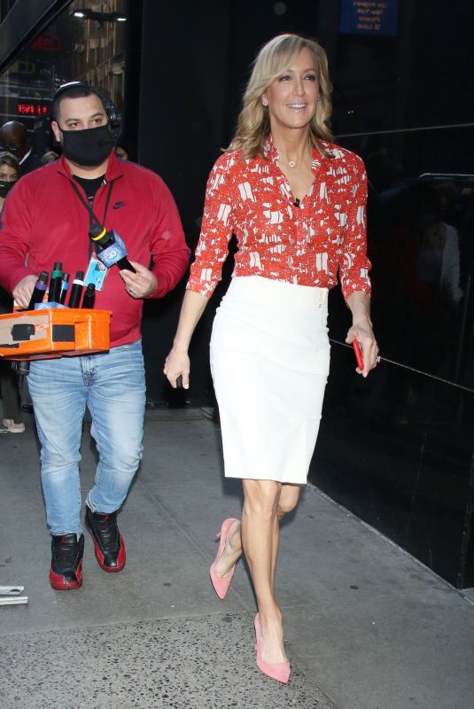 LARA SPENCER at Good Morning America in New York 04/14/2022