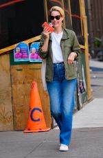 LESLIE BIBB Out in New York 04/25/2022