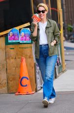 LESLIE BIBB Out in New York 04/25/2022