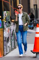 LESLIE BIBB Out in New York 04/25/2022