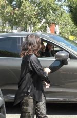 LILY COLLINS Pick up a Package on Melrose Place in West Hollywood 04/15/2022