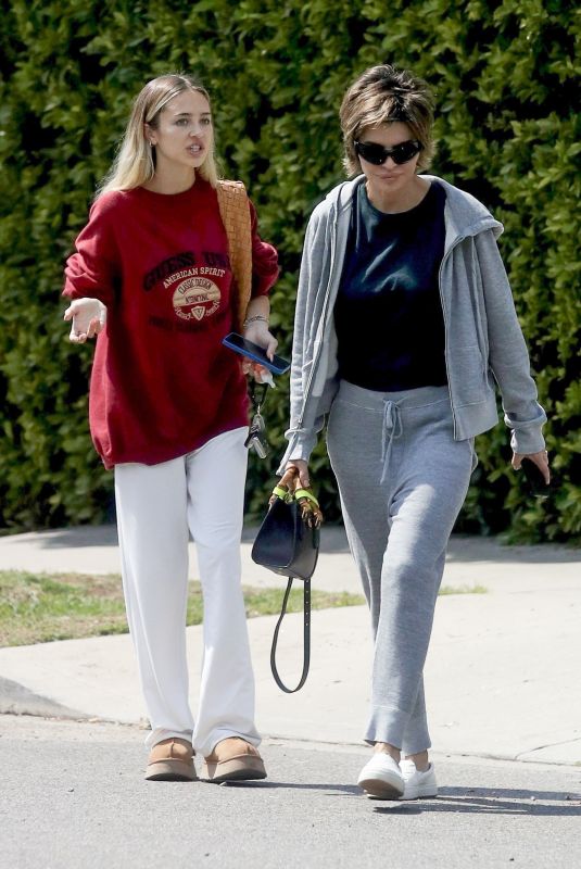 LISA RINNA and DELILAH HAMLIN Heading to Workout in West Hollywood 04/01/2022