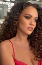 MADISON PETTIS - Instagram Photos 03/31/2022
