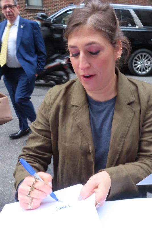 MAYIMBIALIK Signs Autographs to Fans at Late Show with Stephen Colbert in New York 04/04/2022