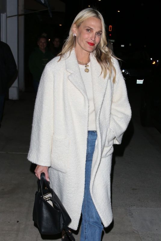 MOLLY SIMS Out for Dinner at Giorgio Baldi in Santa Monica 03/31/2022