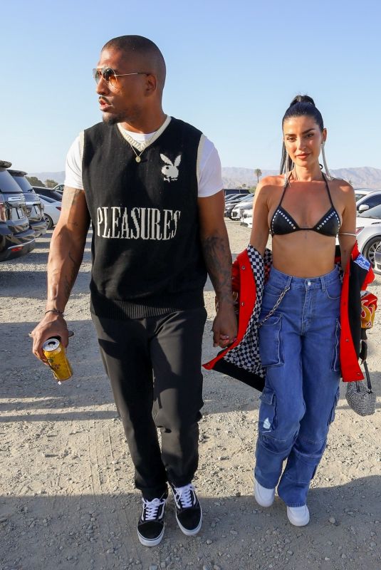 NICOLE WILLIAMS and Larry English at Coachella Valley Music and Arts Festival in Indio 04/17/2022