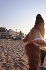 NINA DOBREV - Instagram Photos 04/04/2022
