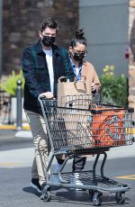 OLIVIA MUNN Shopping for Groceries at Gelsons in Los Angeles 04/05/2022