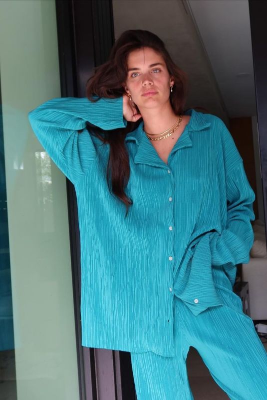 SARA SAMPAIO - Instagram Photos 04/10/2022