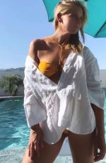 SARAH MICHELLE GELLAR - Instagram Photos 02/12/2022