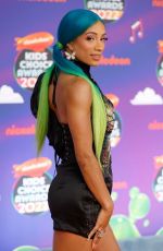 SASHA BANKS at 2022 Nickelodeon Kid