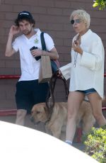 SELMA BLAIR at Trader Joe