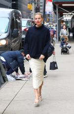 SIENNA MILLER at Winter Show Gallery in New York 04/06/2022