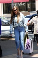 SOFIA VERGARA Arrives at America
