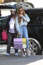 SOFIA VERGARA Arrives at America