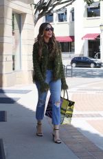 SOFIA VERGARA Arrives at America