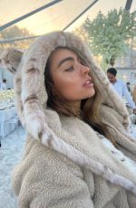 SOMMER RAY - Instagram Photos 04/10/2022