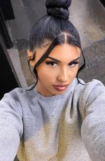 SUNNY MALOUF - Instagram Photos 04/10/2022