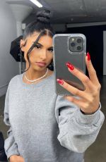 SUNNY MALOUF - Instagram Photos 04/10/2022