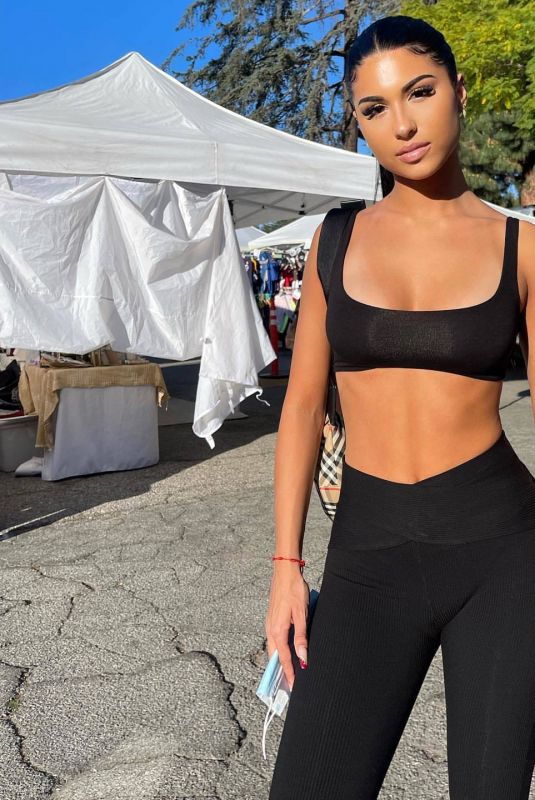 SUNNY MALOUF - Instagram Photos 04/10/2022