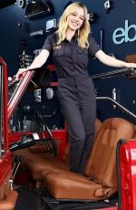 SYDNEY SWEENEY at NY Auto Parts Show 04/13/2002