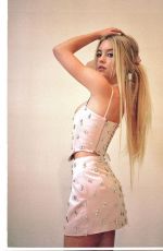 SYDNEY SWEENEY for Complex, April 2022