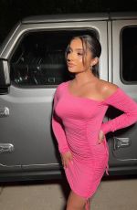 TATI MCQUAY - Instagram Photos 04/10/2022