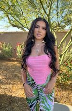 TATI MCQUAY - Instagram Photos 04/25/2022