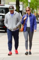 TAYLOR NEISEN and Liev Schreiber Out in New York 04/25/2022