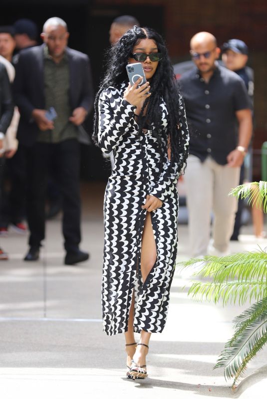 TEYANA TAYLOR Arrives at DJ Khaled