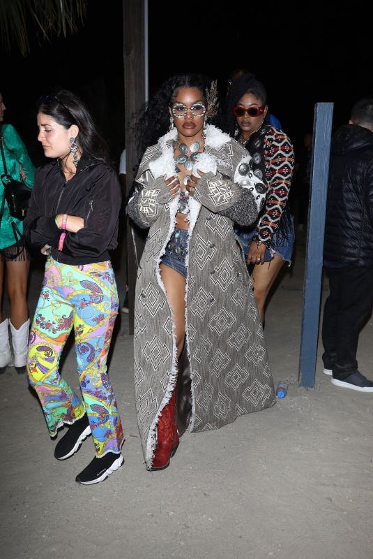 TEYANA TAYLOR at Neon Festival at Coachella 2022 in Indio 04/16/2022