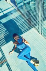WINNIE HARLOW in Ocean Drive Magazin, April 2022