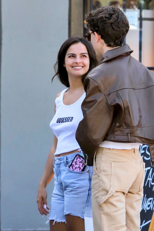 ADDISON RAE Out Buying a Giant Mirror in Los Angeles 05/30/2022
