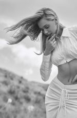 ALEXIS REN for Grazia Magazine, Bulgaria June 2022