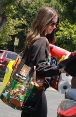 ALISON BRIE Shopping for Groceries in Los Angeles 05/27/2022