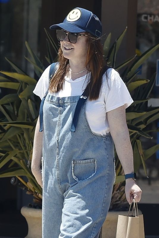 ALYSON HANNIGAN Out on Memorial Day Weekend in Malibu 05/29/2022