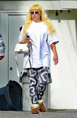 AMANDA BYNES and Paul Michael at a Smoke Shop in Los Angeles 05/27/2022