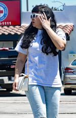 AMANDA BYNES and Paul Michael at Jack in The Box Drive-thru and Urgent Cafe in Los Angeles 05/15/2022