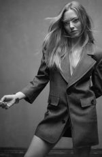 AMANDA SEYFRIED for Heroine Magazine, May 2022 Issue