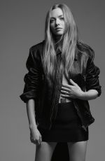 AMANDA SEYFRIED for Heroine Magazine, May 2022 Issue