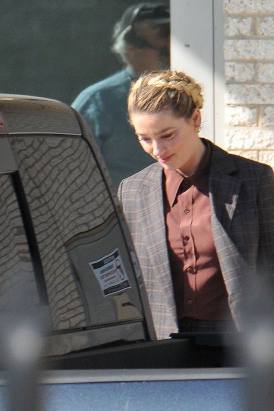 AMBER HEARD Leaves Courthouse in Fairfax 05/02/2022