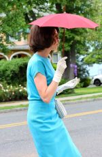 ANNE HATHAWAY on the Set of Mother
