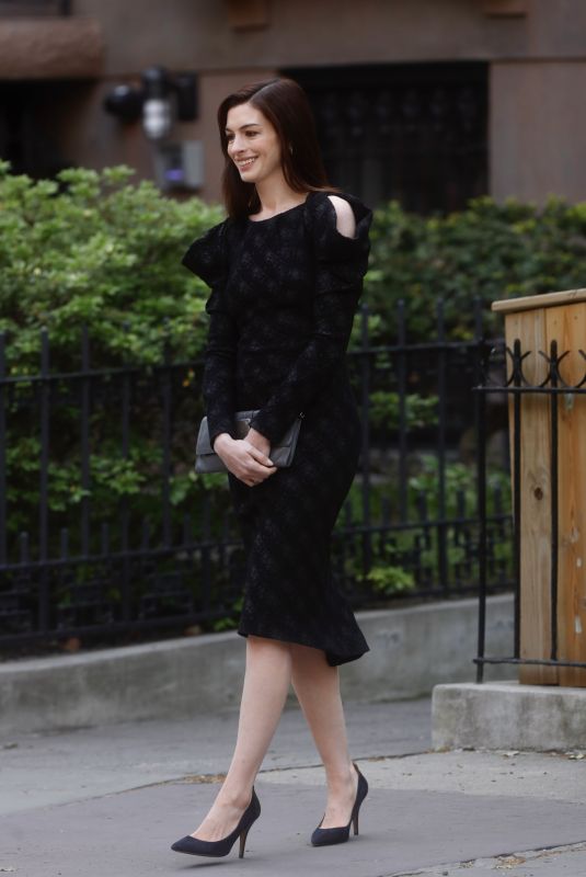ANNE HATHAWAY on the Set of She Came To Me in New York 05/13/2022